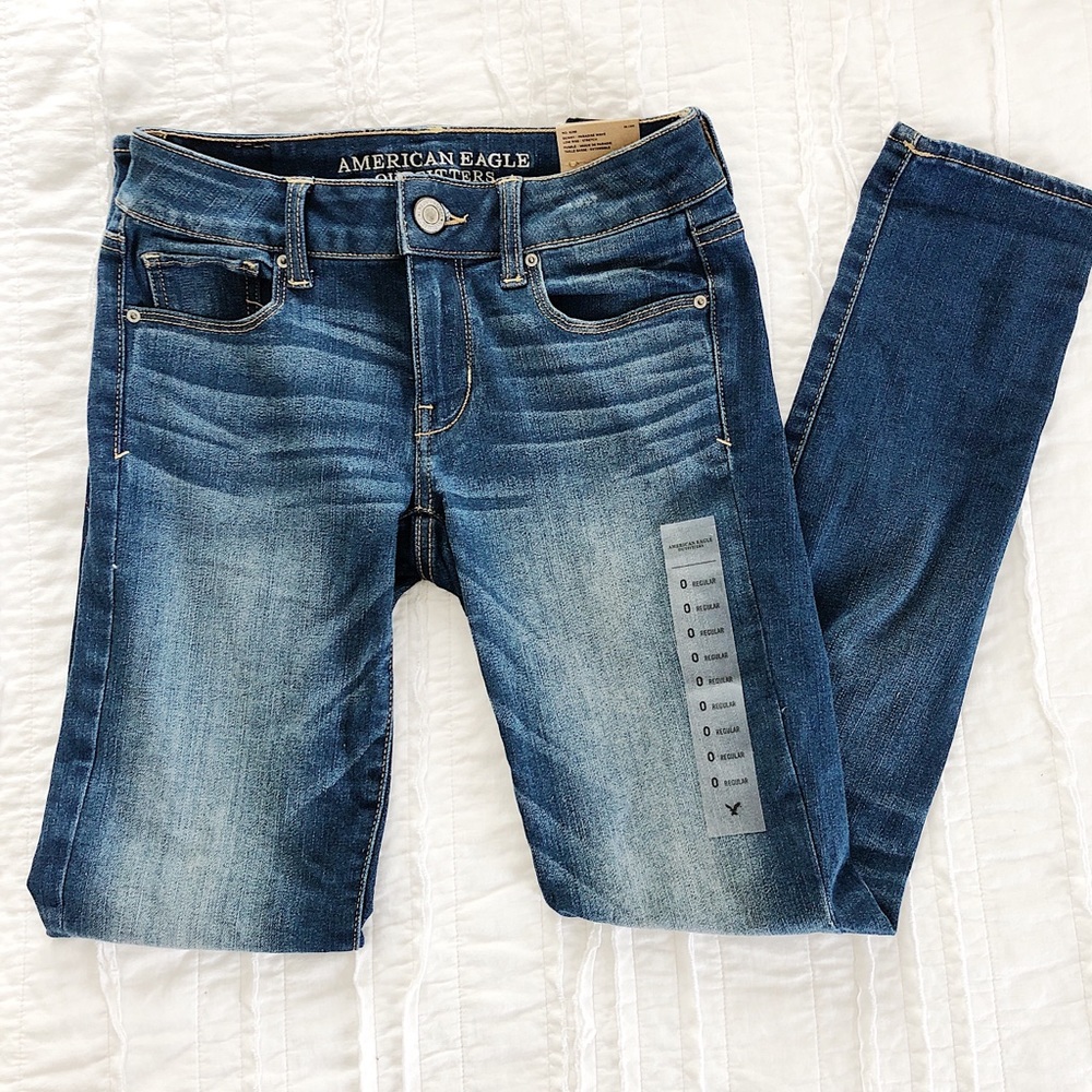 American Eagle low rise skinny jeans